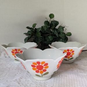3 Vintage Japanese Porcelain Lotus Blossom Shaped Rice Bowls Orange Flowers Boho